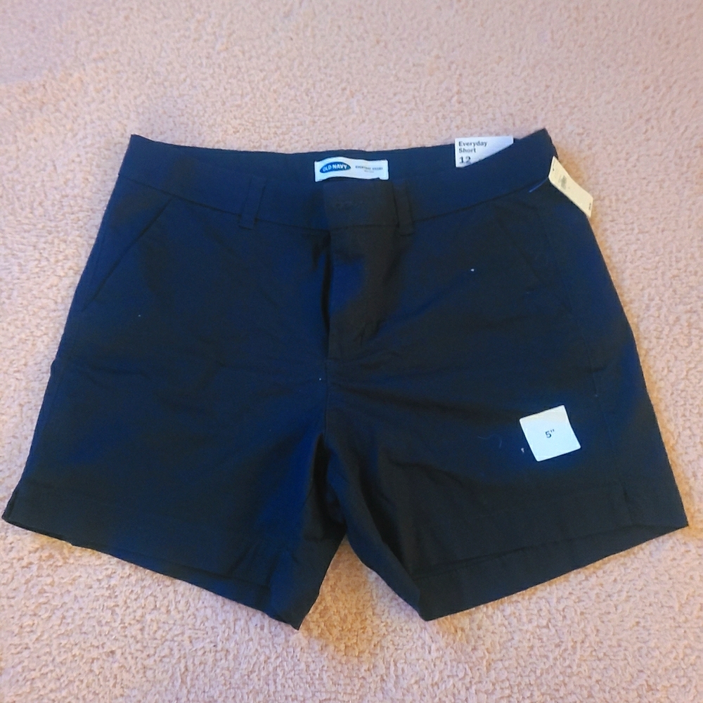 Old Navy Everyday shorts, new with tags